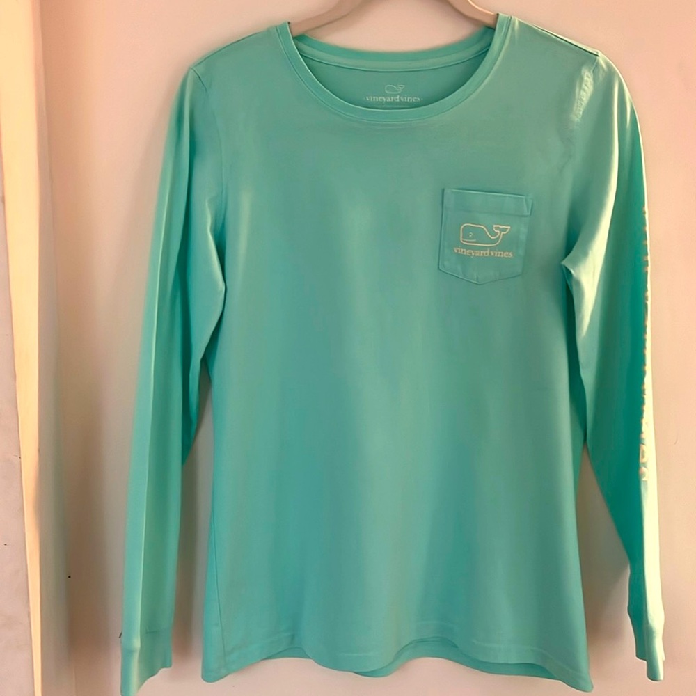 Women’s Long-Sleeved Vineyard Vines T-Shirt